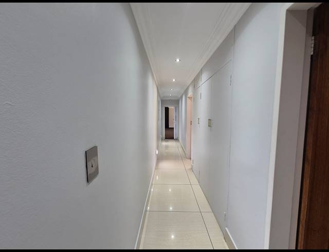 7 BEDROOM HOUSE FOR SALE IN MANTEVREDE